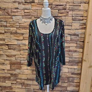 BCBG TUNIC BLACK  3/4 SLEEVE SIZE 3X(RUNS SMALL 2X)